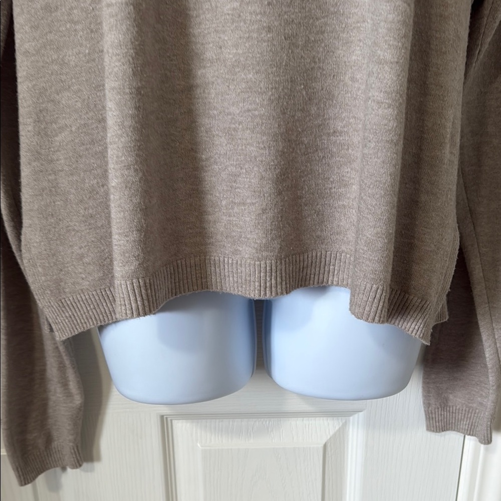 Cyrus Tan Sweater - Picture 3 of 7